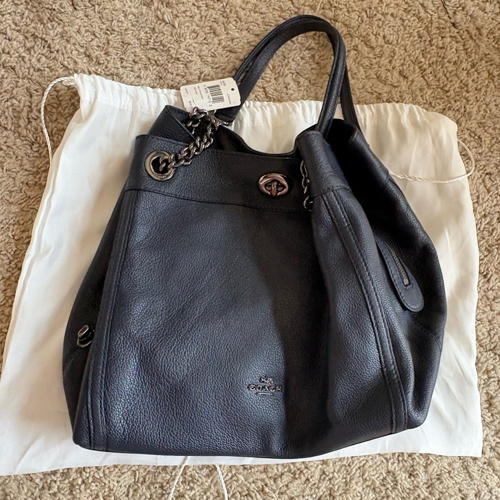 Coach Edie 31 Navy Blue Shoulder Bag with Sleek Pebbled Leather Design